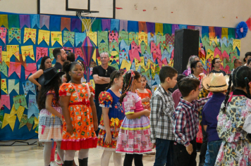 Foto - Arraiá da EMEF Pompeia (Grupão)