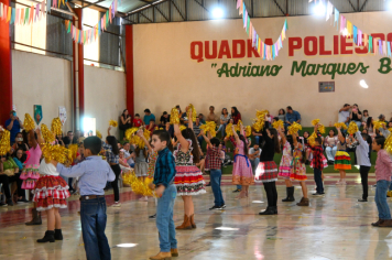 Foto - Arraiá da EMEF Pompeia (Grupão)