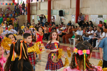 Foto - Arraiá da EMEF Pompeia (Grupão)