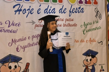 Foto - Formatura Ensino Fundamental I