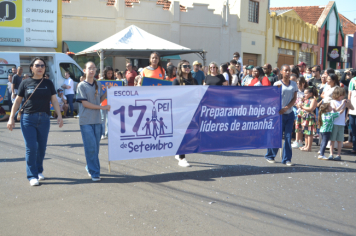 Foto - Desfile Cívico - Pompeia 97 anos