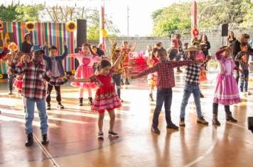 Foto - Festa Julina da EMEF Prof. Carmelino José Dalsenter