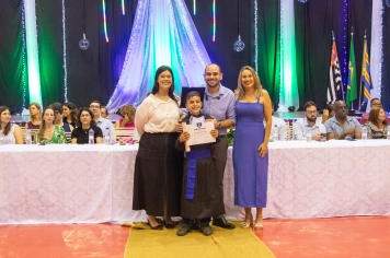 Foto - Formatura Ensino Fundamental I