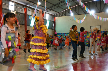 Foto - Arraiá da EMEF Pompeia (Grupão)