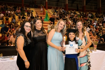 Foto - Formatura Ensino Fundamental I