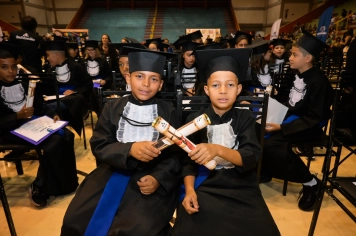 Foto - Formatura Ensino Fundamental I