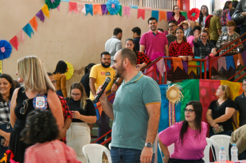 Foto - Arraiá da EMEF Pompeia (Grupão)