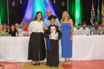 Foto - Formatura Ensino Fundamental I
