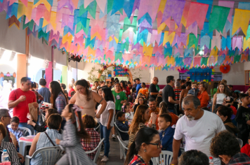 Foto - Arraiá da EMEF Pompeia (Grupão)