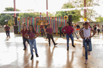 Foto - Festa Julina da EMEF Prof. Carmelino José Dalsenter