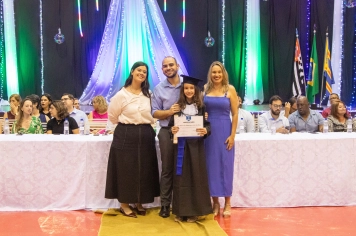 Foto - Formatura Ensino Fundamental I