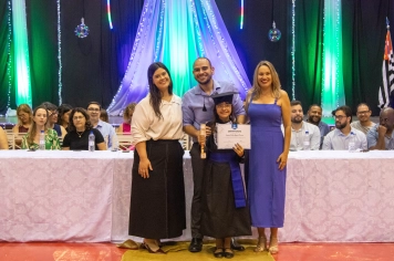 Foto - Formatura Ensino Fundamental I