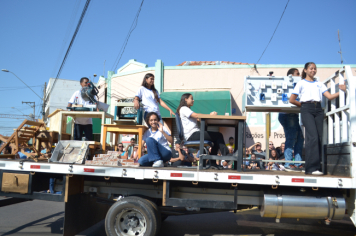 Foto - Desfile Cívico - Pompeia 97 anos
