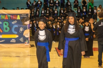 Foto - Formatura Ensino Fundamental I