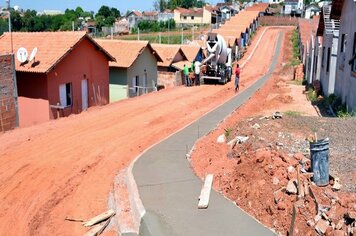 Administração municipal providencia pavimentação asfáltica e outras obras de infraestrutura em ruas do primavera