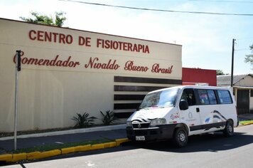 Centro Municipal de Fisioterapia tem serviço exclusivo de transporte de pacientes