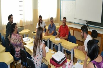 Representantes da unesp e da secretaria da educação de pompeia discutem parceria