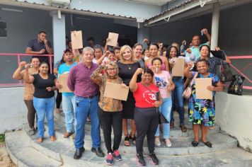 Prefeita Tina entrega chaves de 40 casas populares CDHU do novo Residencial Izabel Maria da Silva
