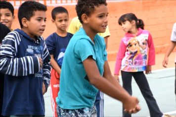 Projeto Tempo Útil atende mais de 100 crianças em Pompeia