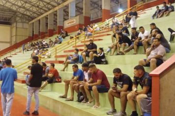 Quatro partidas de futsal masculino abrem o Campeonato de Férias de Pompeia
