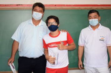 Saúde realiza entrega de 2 mil kits de higiene bucal para alunos das escolas municipais