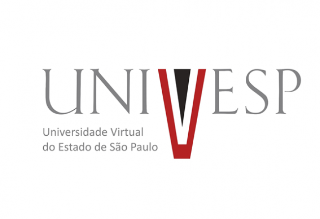 Centenas de candidatos farão as provas para os três cursos gratuitos da Universidade Virtual na Escola Estadual 17 de Setembro