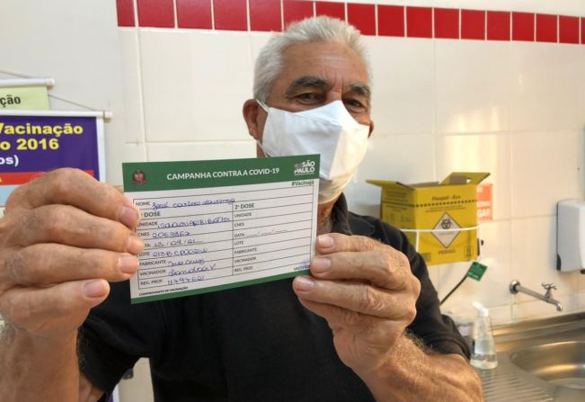 Sistema de vacinação contra COVID-19 em Pompeia é elogiado pelos cidadãos